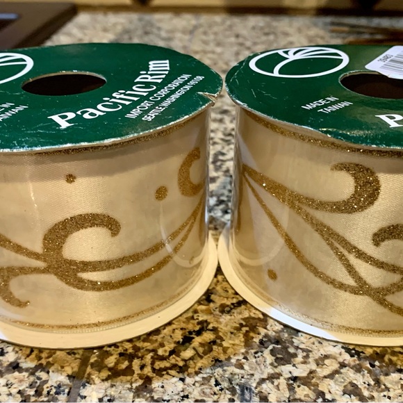 NWT TWO ROLLS-BEAUTIFUL PACIFIC RIM DECORATIVE RIBBON🎄2.5X 10 YARDS EACH ROLL - Picture 6 of 6